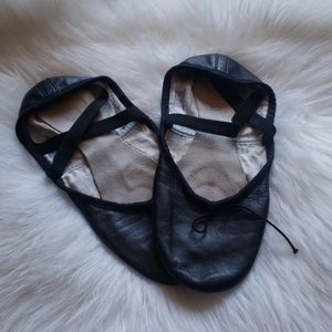 Bloch ballet dance shoes size 5